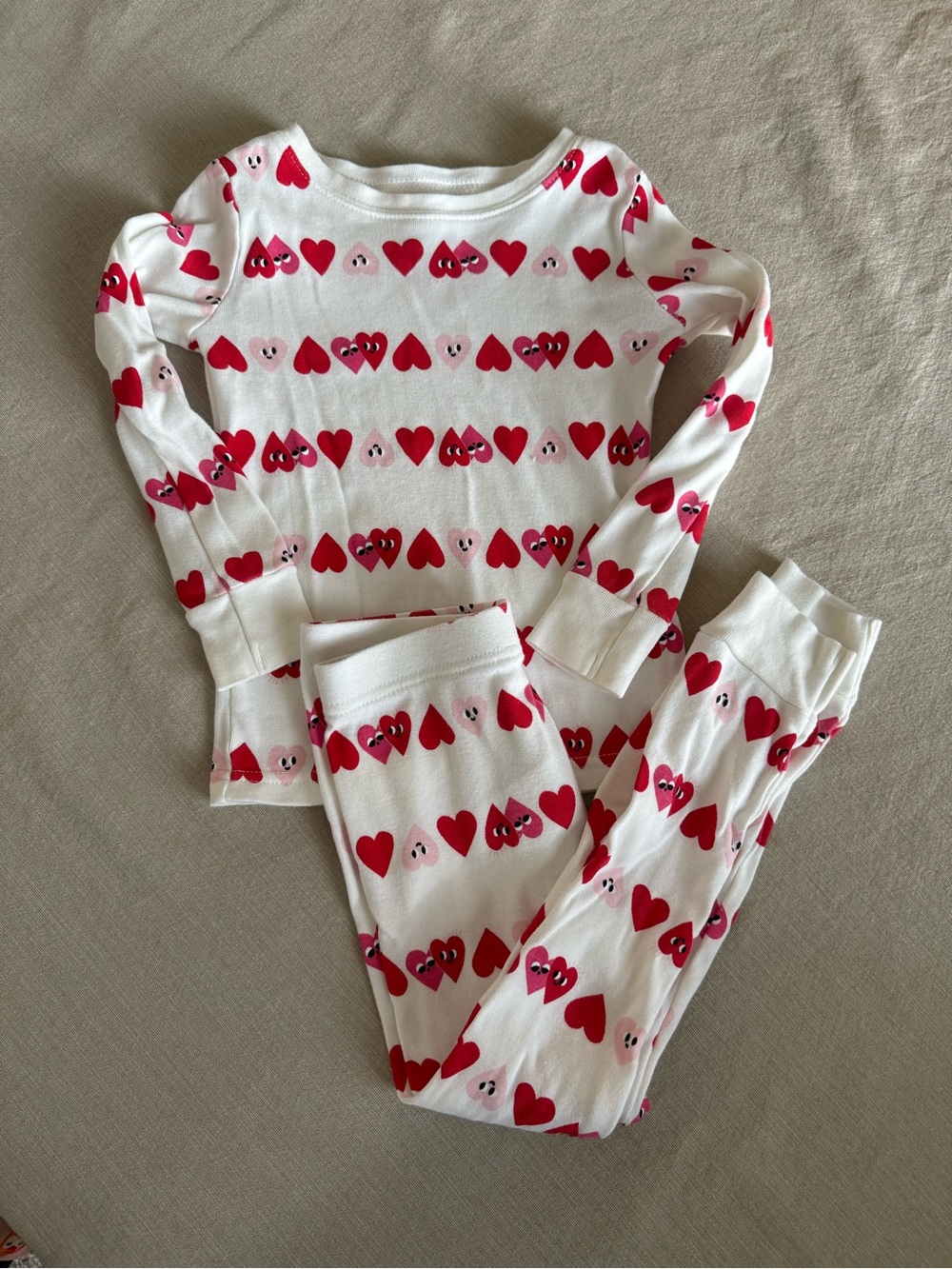 Old Navy Valentines Hearts Pajamas